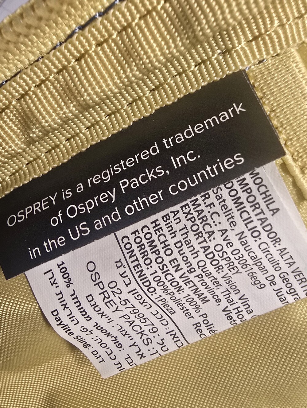 OSPREY Daylite Backpack in Blue Daisy Print with Yellow Accents - Picture 4 of 6